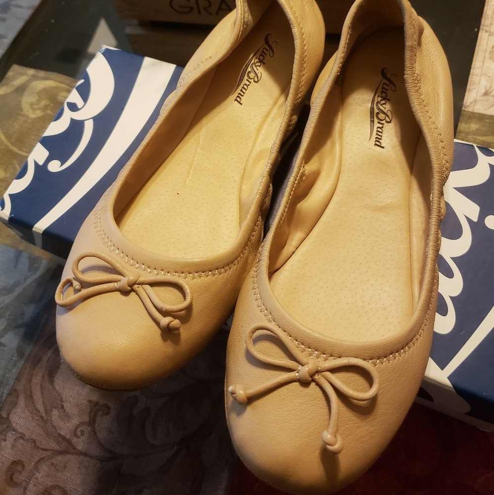 Lucky Brand flats